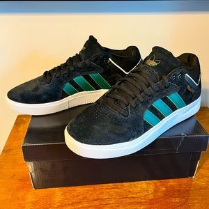 ADIDAS Tyshawn Mid Black/Green
